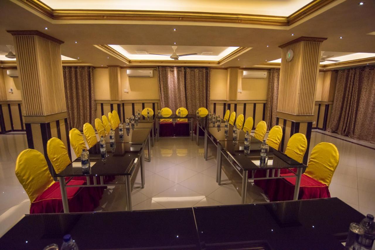 Euro Hotel And Apartments Dar-es-Salaam Eksteriør bilde