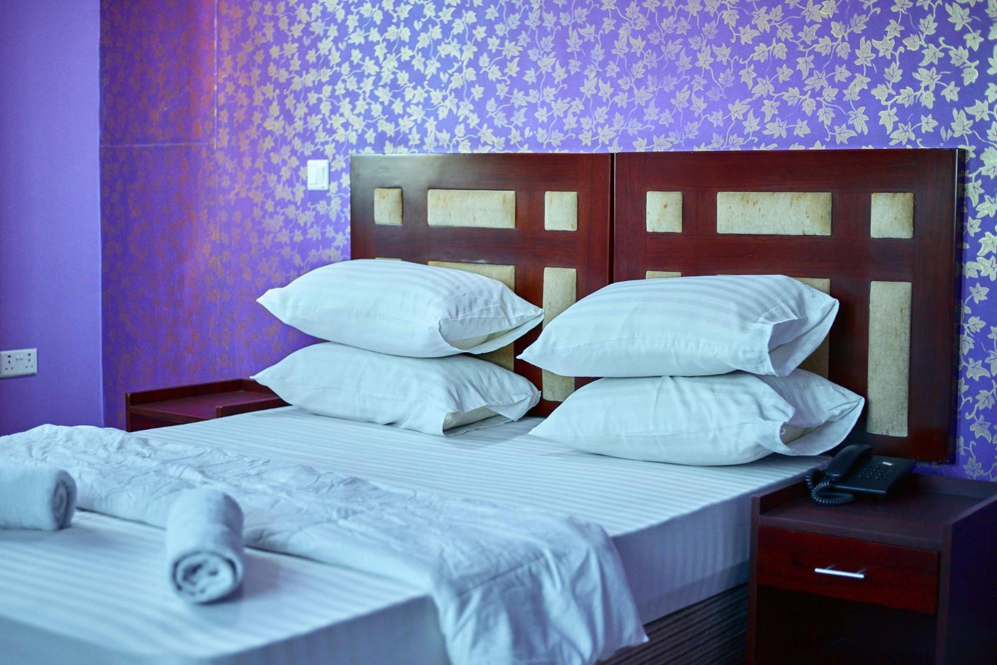Euro Hotel And Apartments Dar-es-Salaam Eksteriør bilde