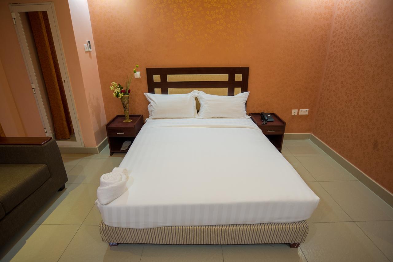 Euro Hotel And Apartments Dar-es-Salaam Eksteriør bilde