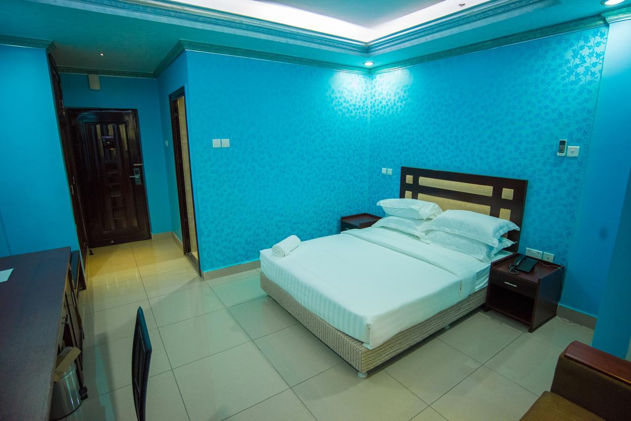 Euro Hotel And Apartments Dar-es-Salaam Eksteriør bilde