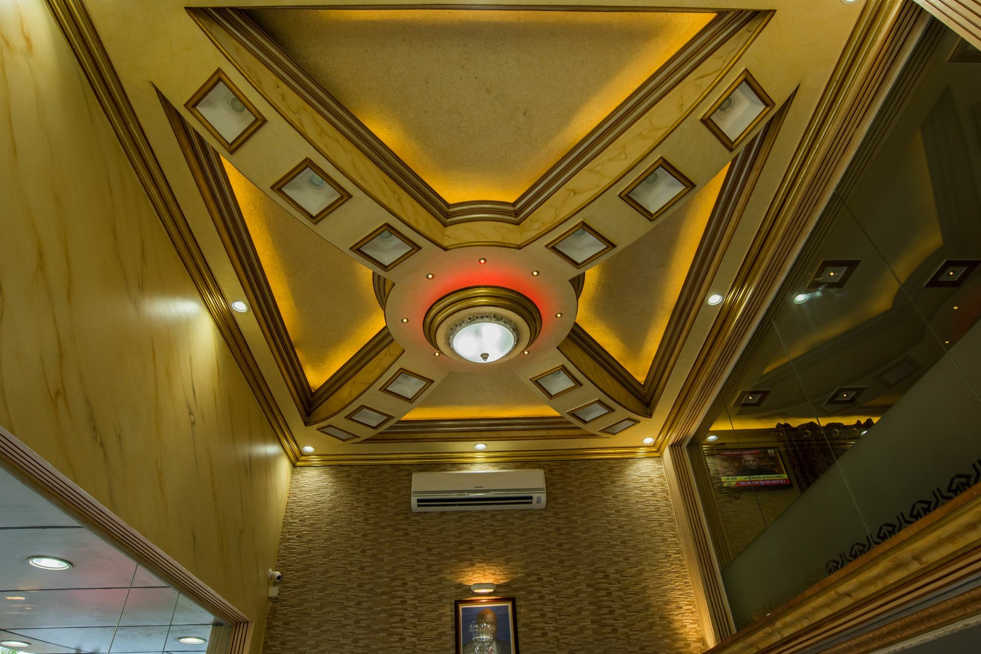 Euro Hotel And Apartments Dar-es-Salaam Eksteriør bilde